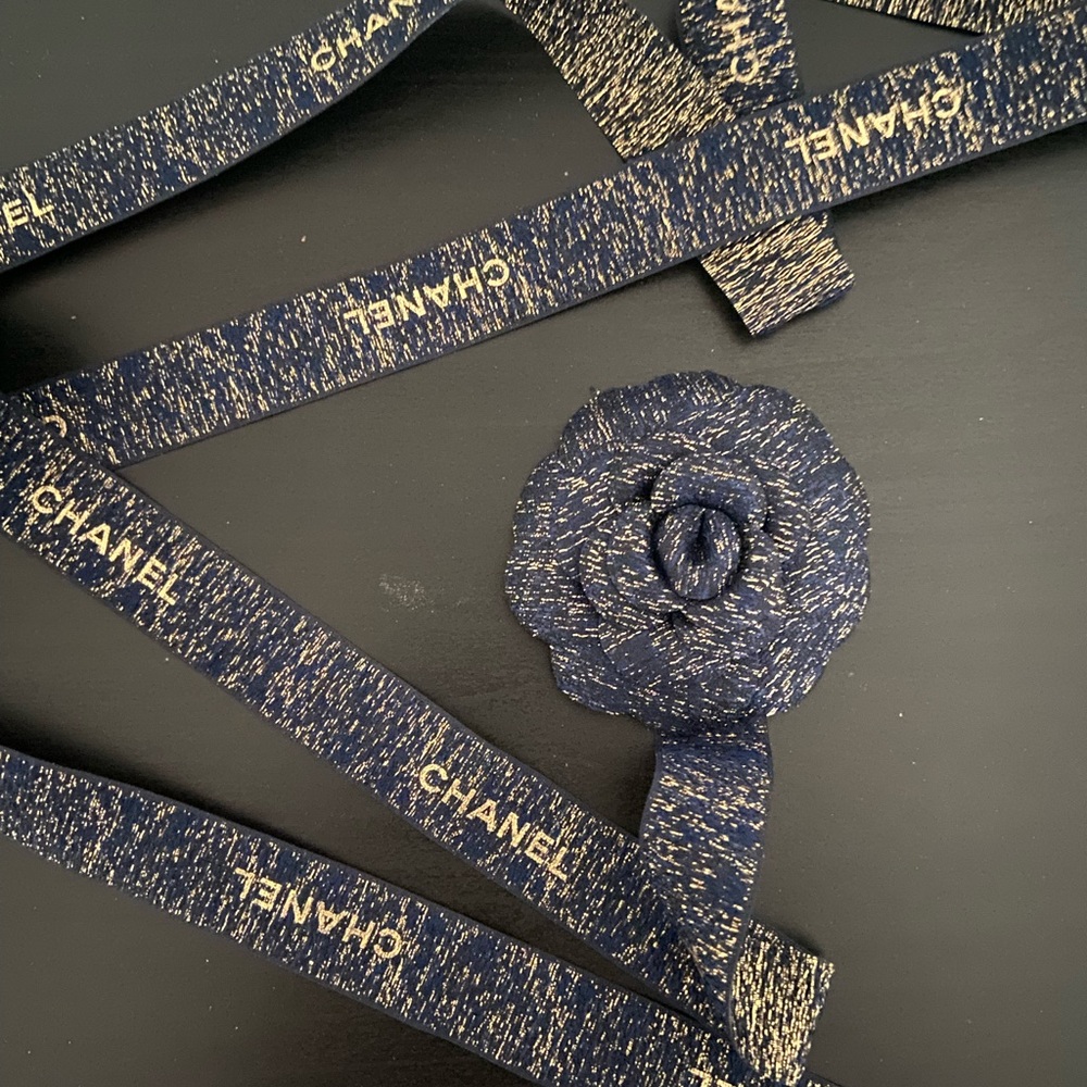 Authentic Limited Edition Chanel Camellia and Ribbon Packaging Accessories